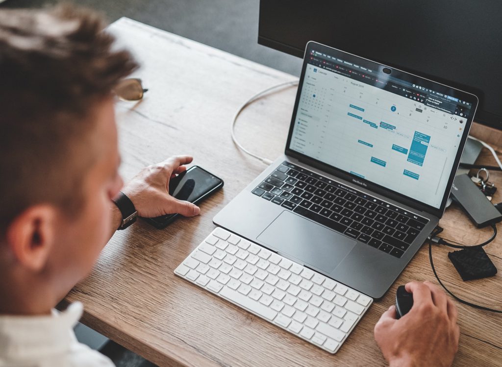 Google calendar on a MacBook for remote work